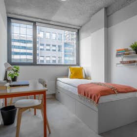 Privé kamer te huur voor € 510 per maand in Warsaw, ulica Solec