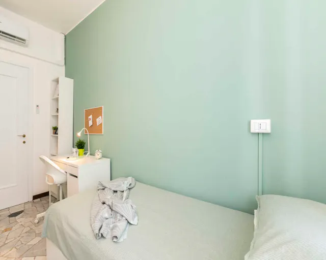 Private room in Via Francesco Primaticcio, Milan (1471214) room image 1
