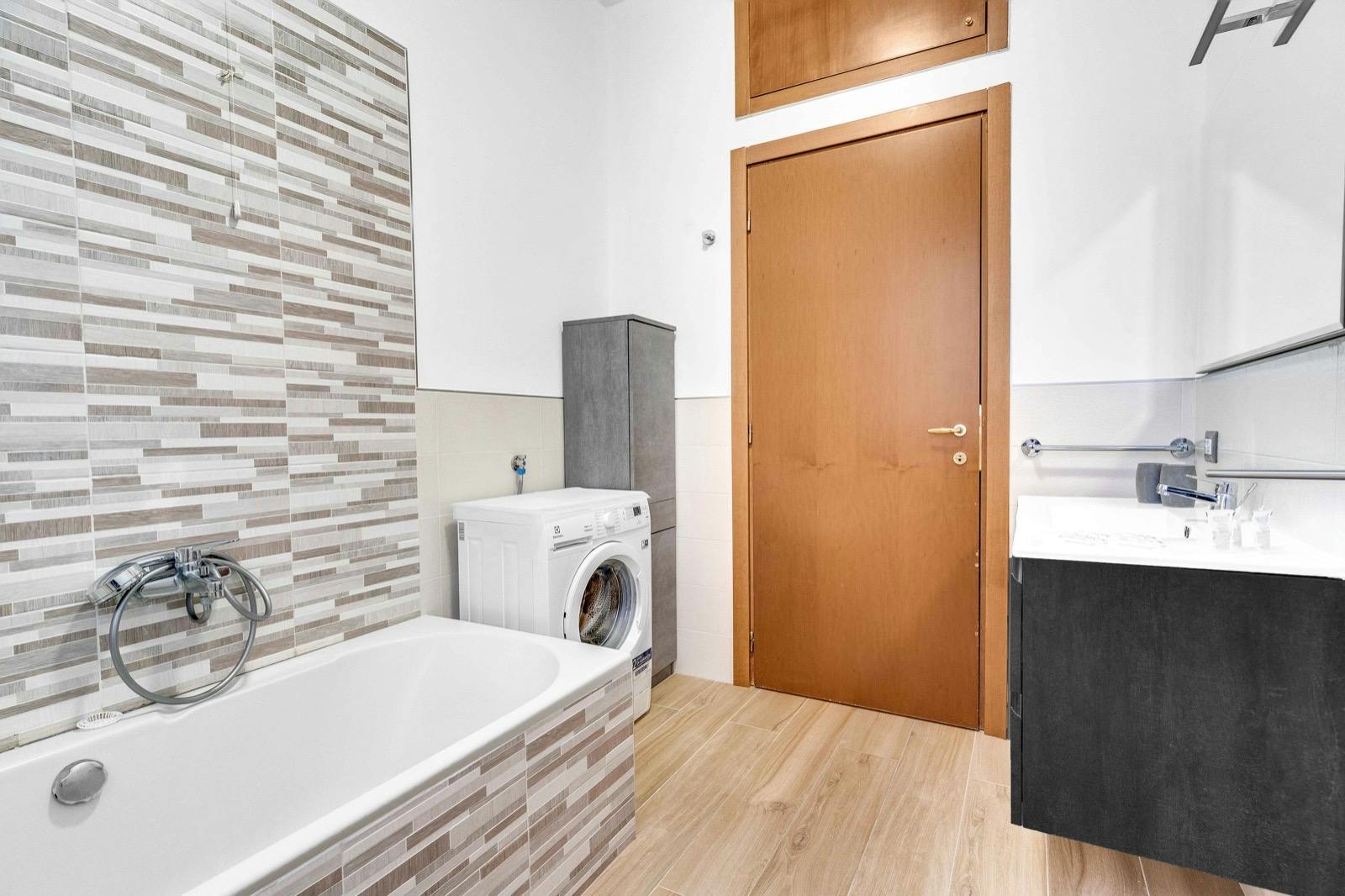Apartment Sesto San Giovanni, 1 bed, 40m² — photo 1