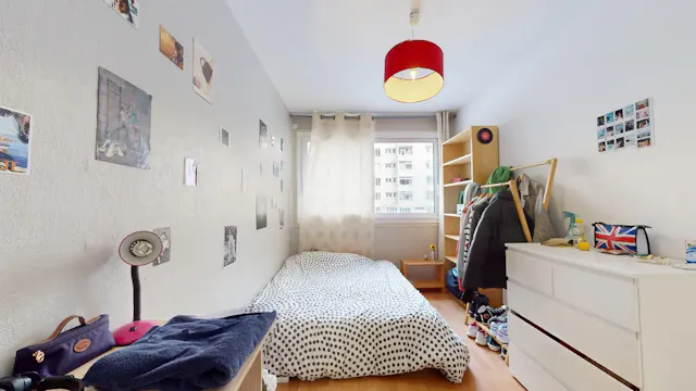 Private room in Rue Philippe Lebon, Clermont-Ferrand (1471573) room image 1