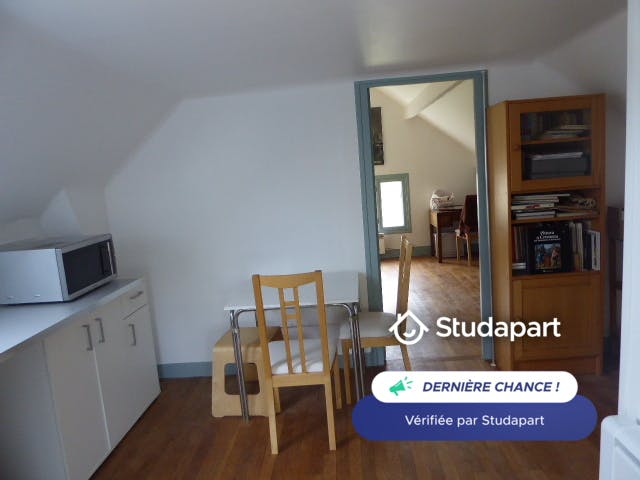 Private room for rent on Rue du Général de Gaulle, Villiers-sur-Marne