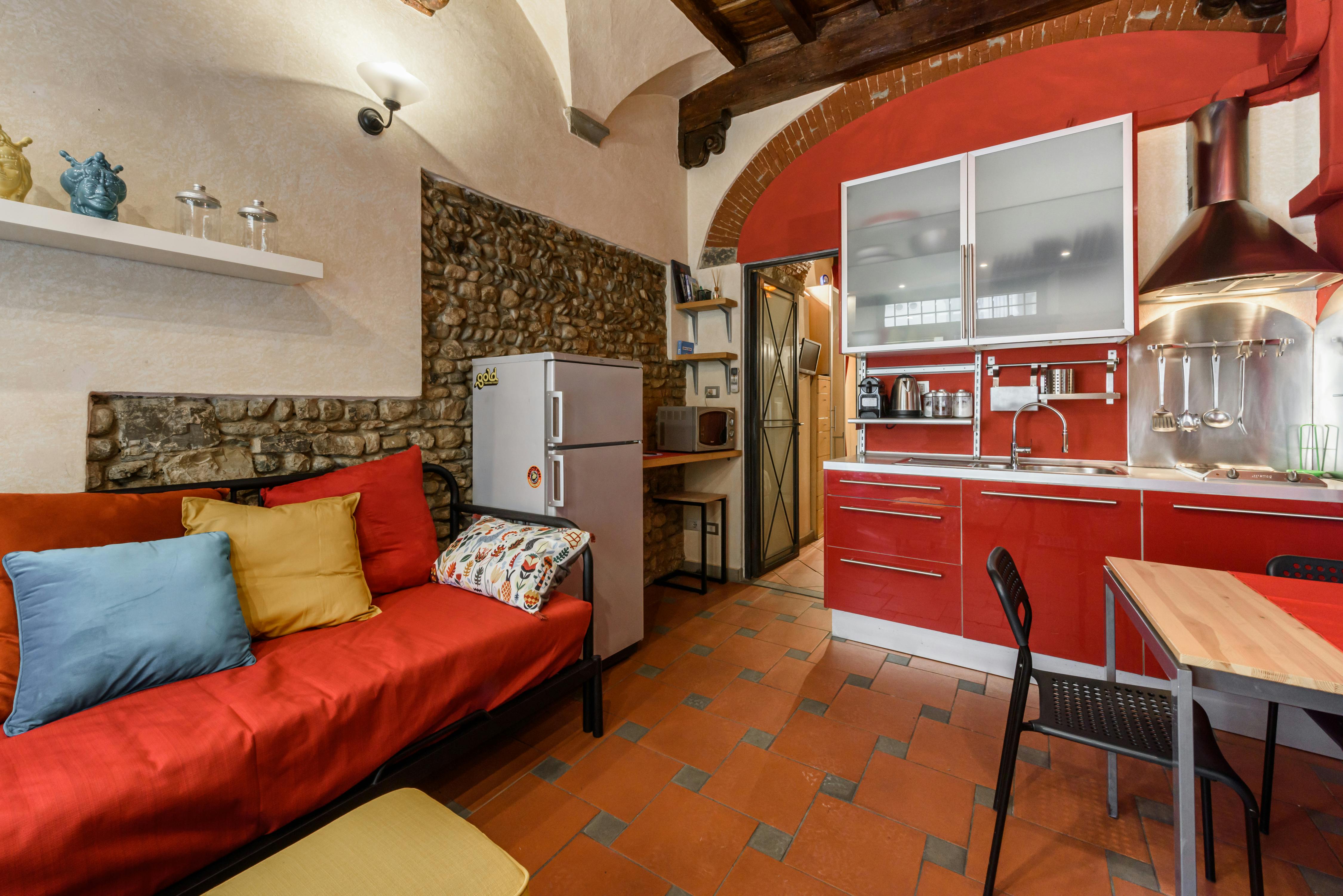 Apartment for rent for €1,300 per month in Florence, Via dei Pepi