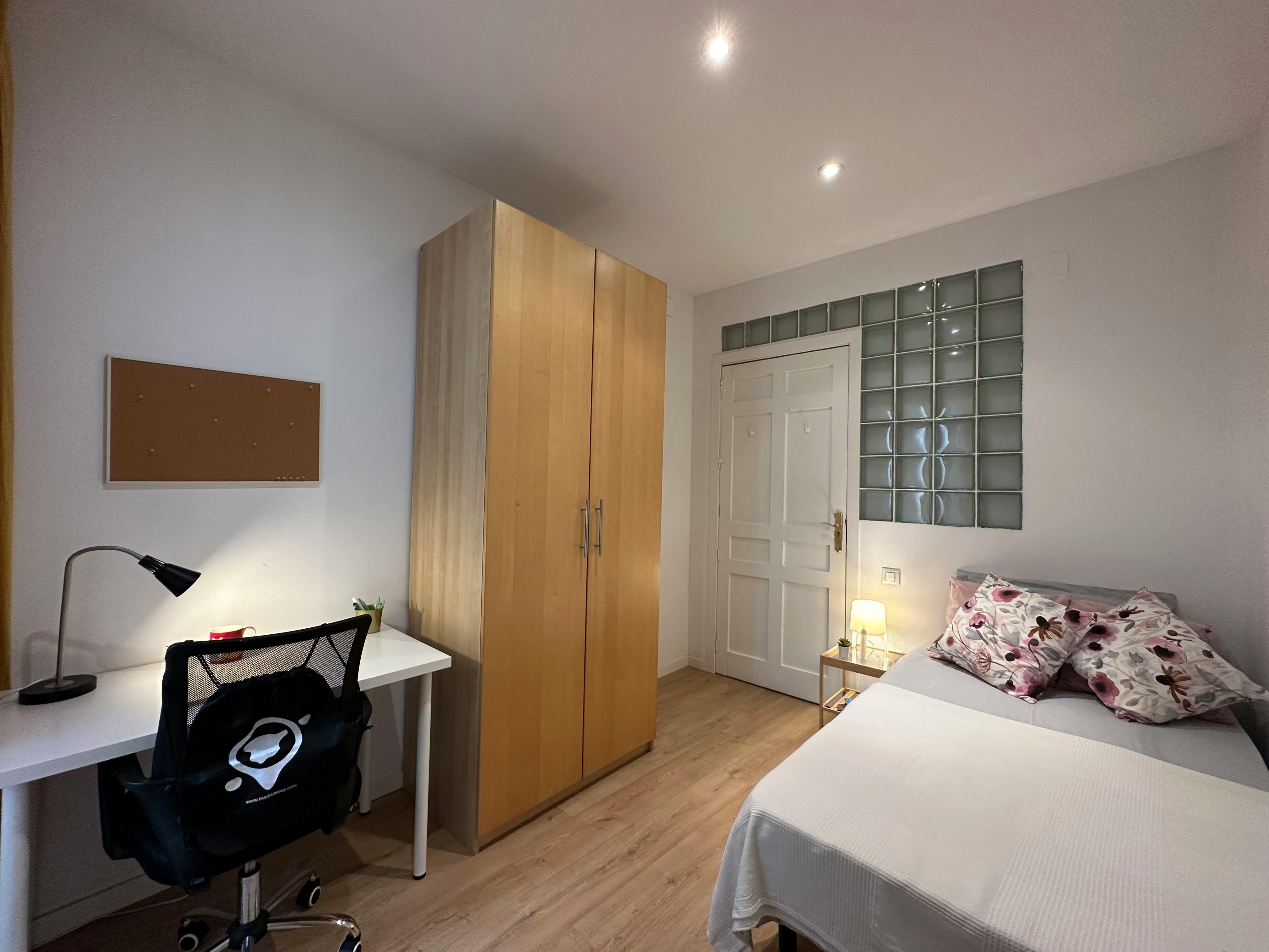 Apartment Madrid, 9m² — photo 37