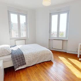 WG-Zimmer for rent for 510 € per month in Metz, Rue Kellermann