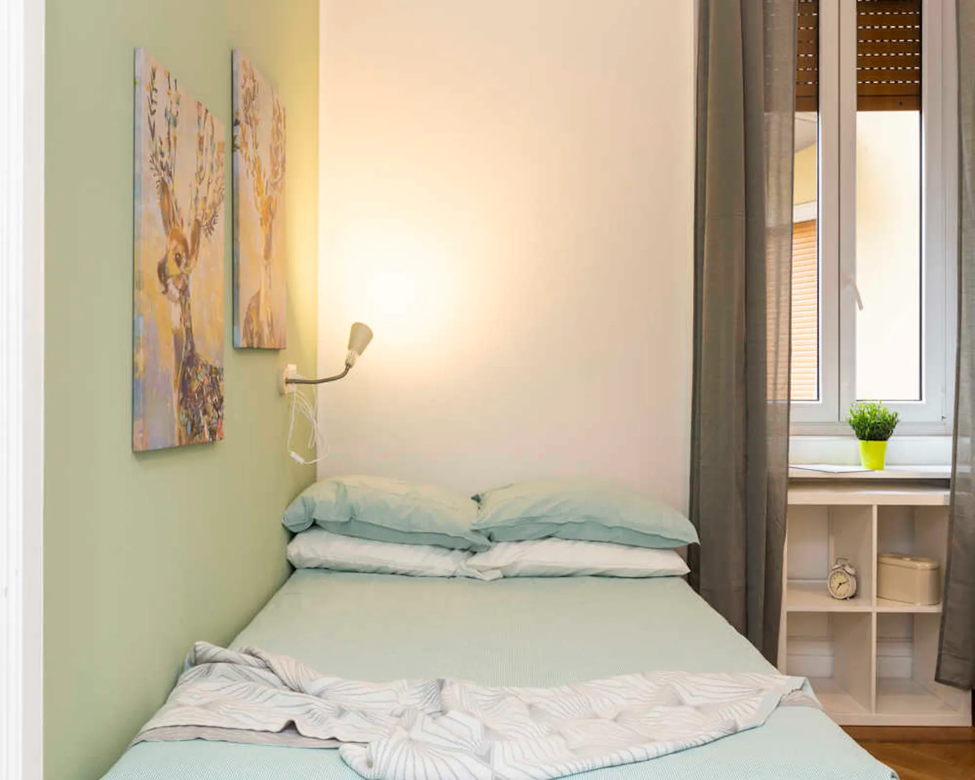 Piazza Maria Adelaide di Savoia, Milan preview