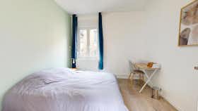 Privé kamer te huur voor € 430 per maand in Metz, Rue de Paris