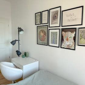 Private room for rent for €799 per month in Berlin, Revaler Straße