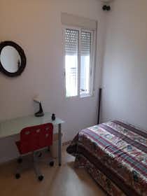 Pokój prywatny do wynajęcia za 220 € miesięcznie w mieście Córdoba, Plaza Ángel de Torres