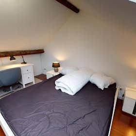 Stanza privata for rent for 385 € per month in Roubaix, Rue Latine