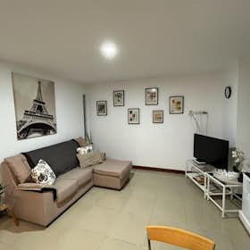 Apartament de închiriat pentru 1.700 EUR pe lună în Santa Cruz de Tenerife, Calle Duggi