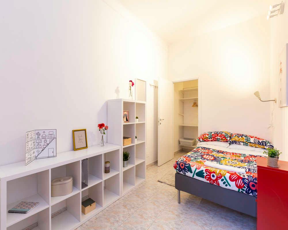 Private room in Piazza del Carmine, Milan (1472440) ROOM