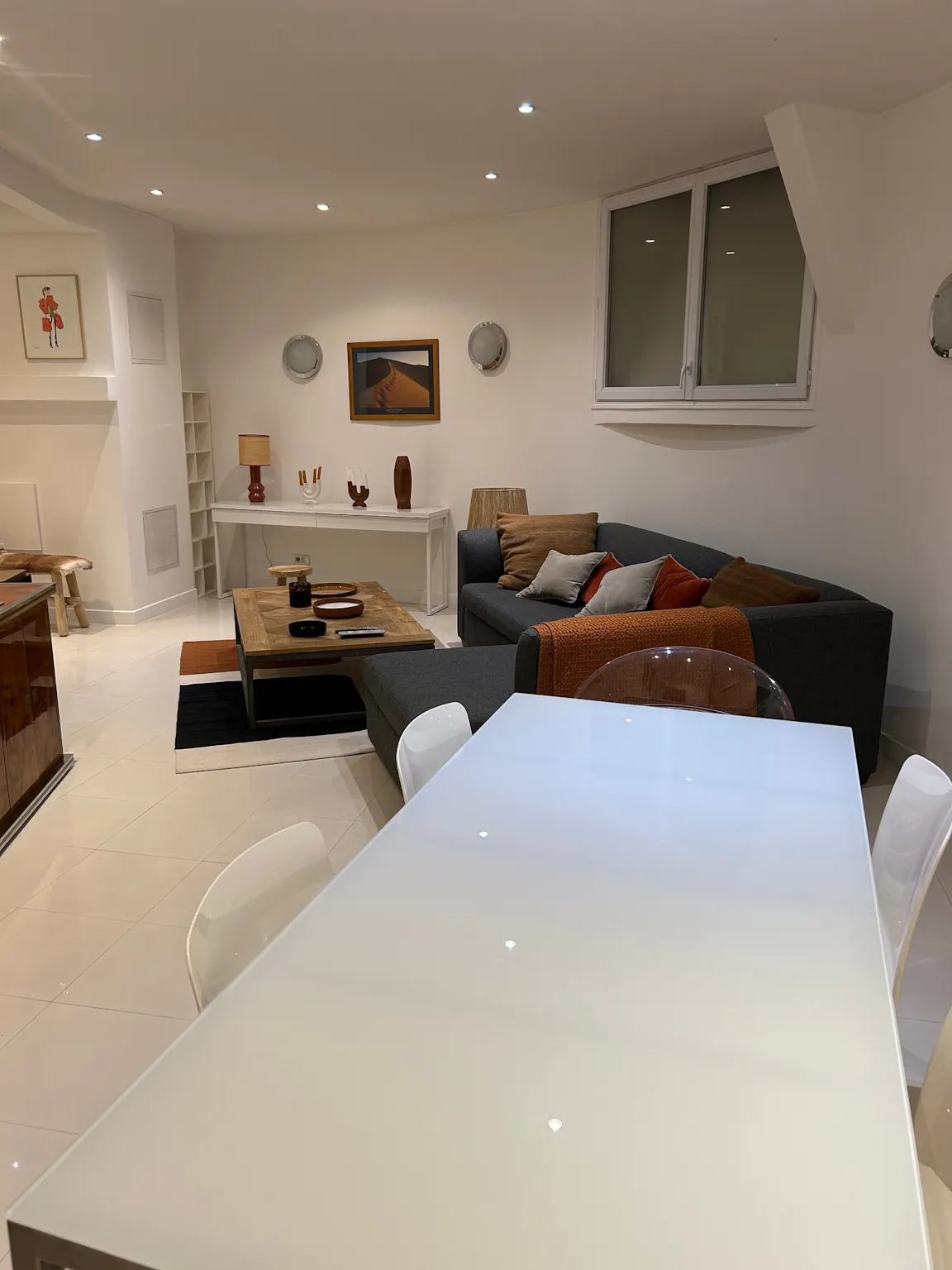 2-Bedroom Apartment in Rue Octave Feuillet, Paris (1472474) ROOM