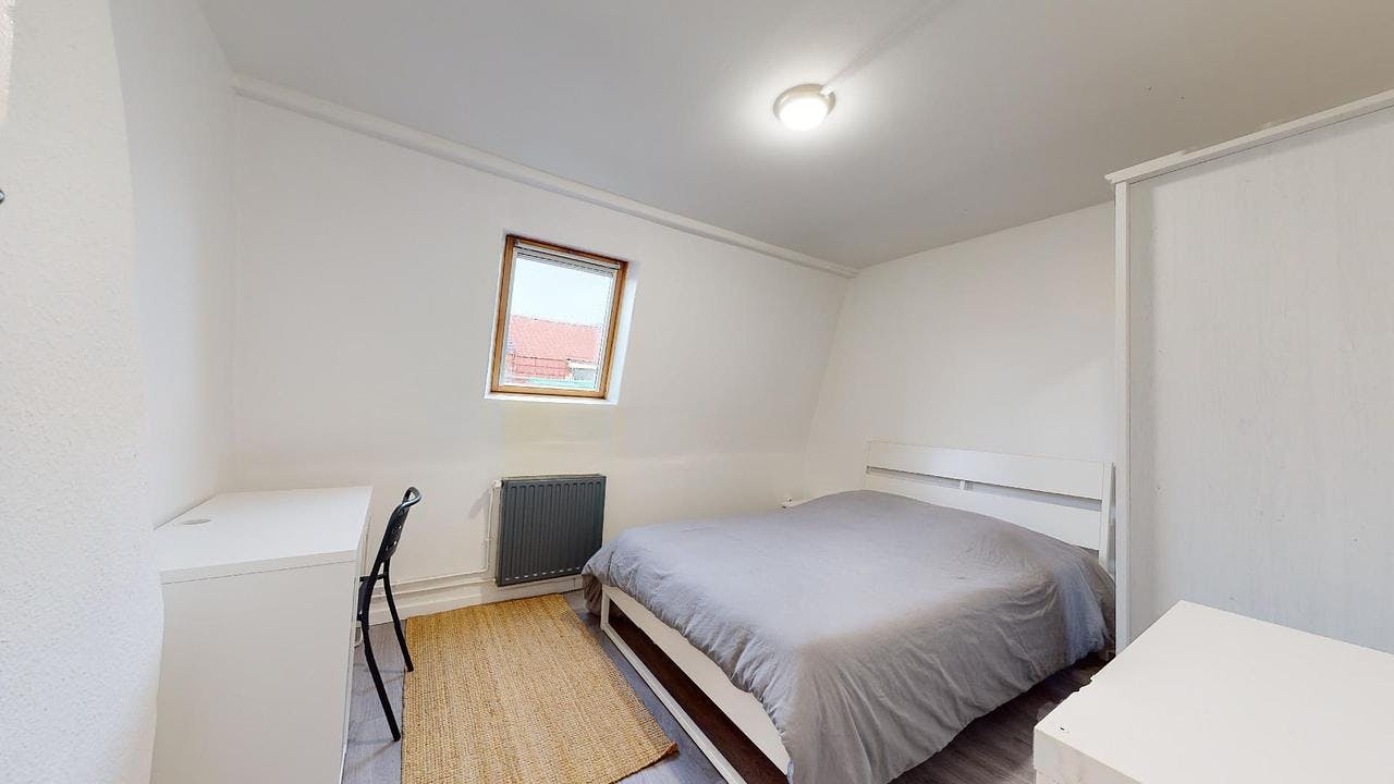Private room for rent for €366 per month in Roubaix, Rue Louis Decottignies
