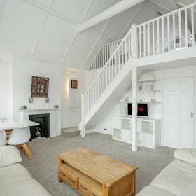 Appartamento in affitto a 2.498 £ al mese a Westgate on Sea, Ethelbert Square