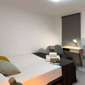 Wohnung for rent for 890 € per month in Barcelona, Carrer de Ferran
