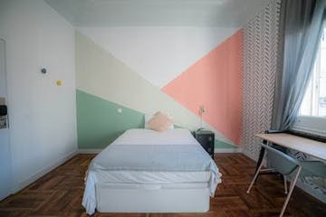 Calle Luchana, Madrid preview