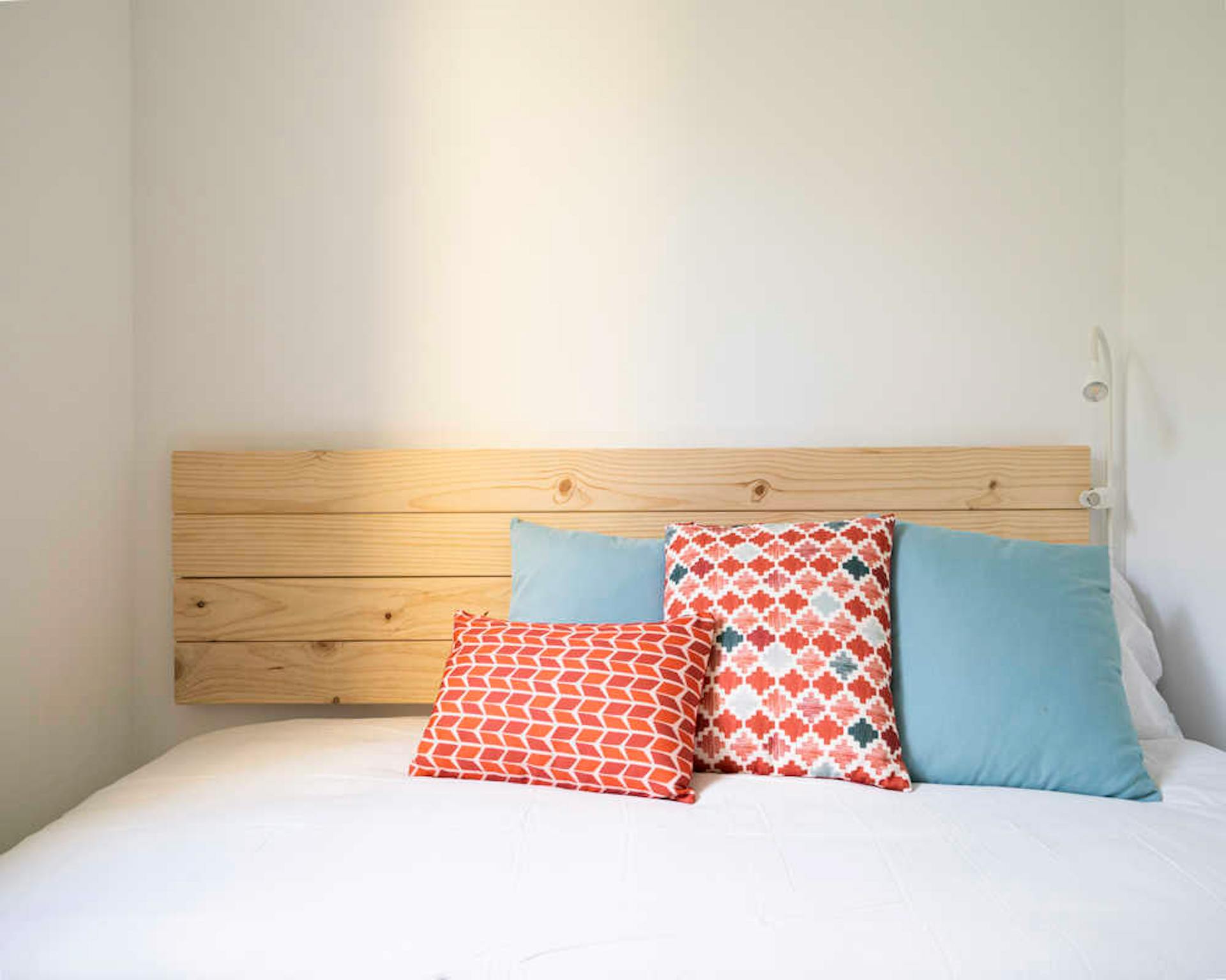 Calle de Alburquerque, Madrid preview