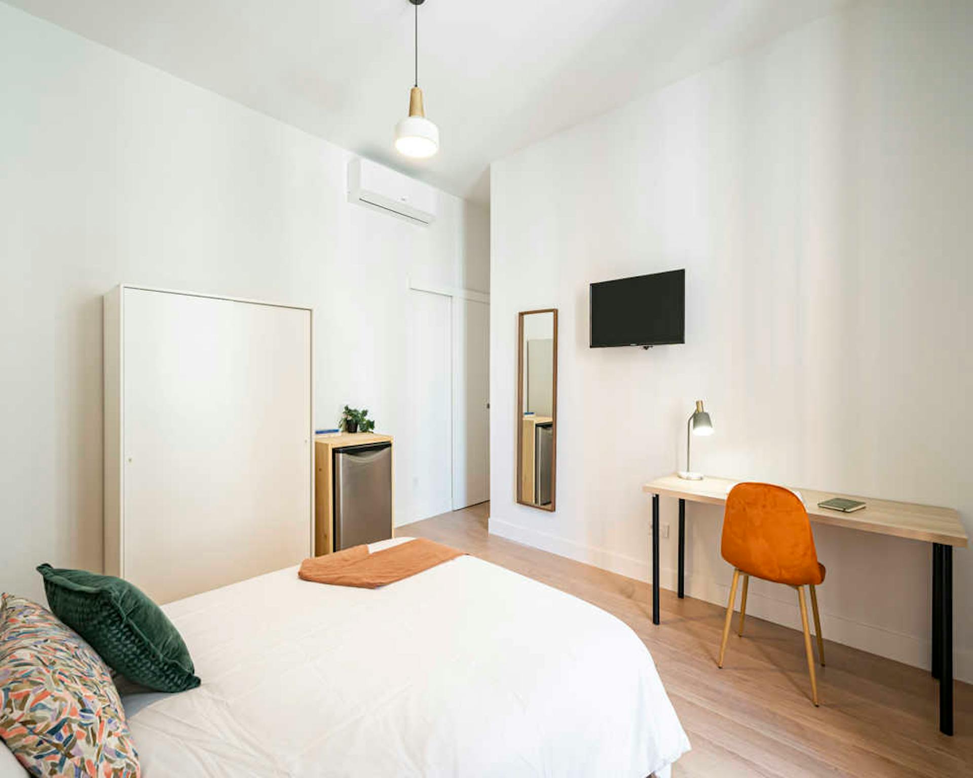 Calle del Carmen, Madrid preview