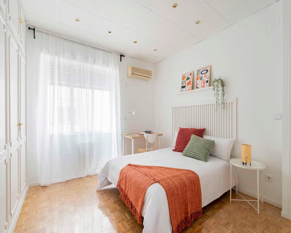 Paseo de la Castellana, Madrid preview