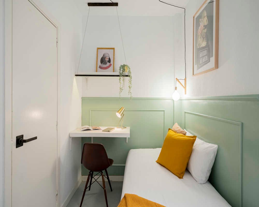 Private room in Calle de San Lorenzo, Madrid (1472987) room image 1