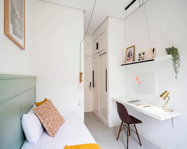Private room in Calle de San Lorenzo, Madrid (1472999) room image 2