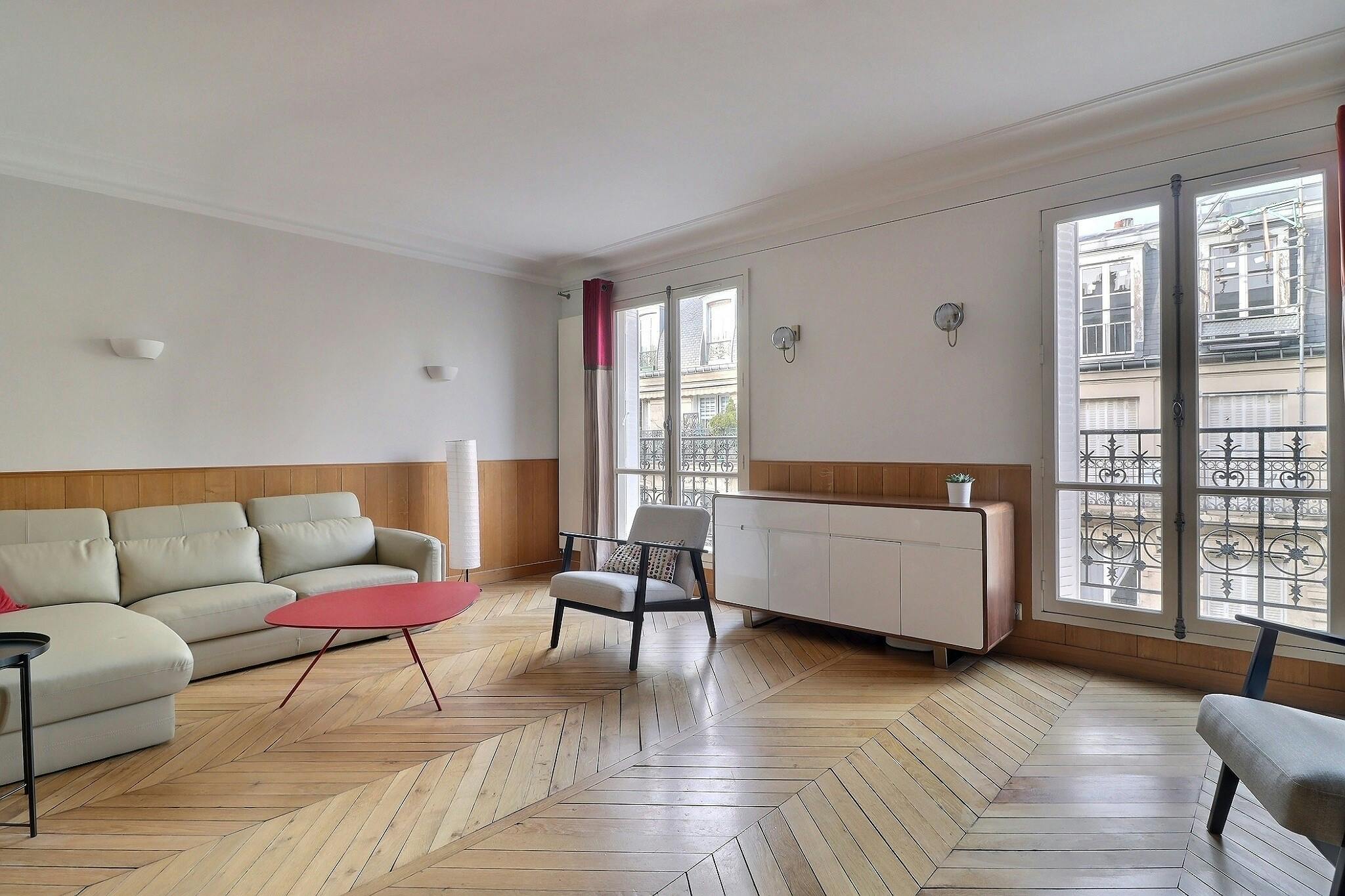 Apartment for rent for €4,452 per month in Paris, Rue Georges Citerne