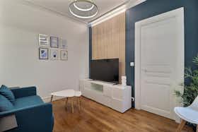 Apartamento para alugar por € 1.272 por mês em Vincennes, Rue Robert Giraudineau