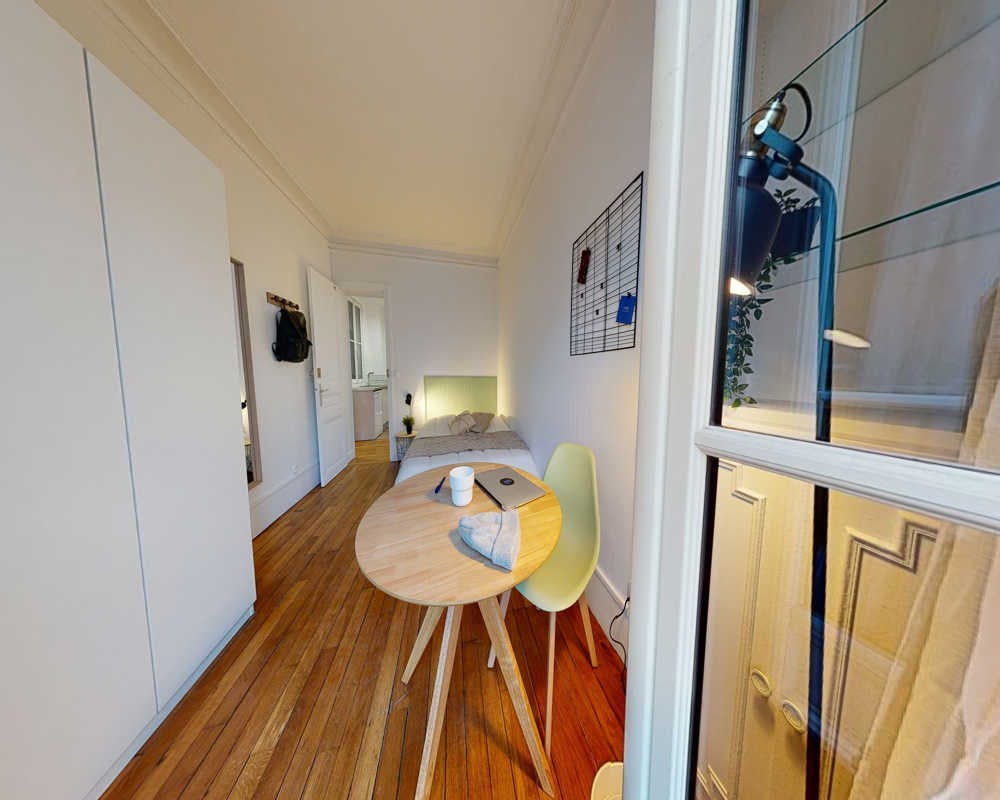 Private room in Rue des Cloys, Paris (1473126) room image 1