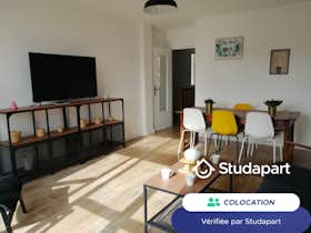 Private room for rent for €550 per month in Cergy, Rue du Haut Montoir