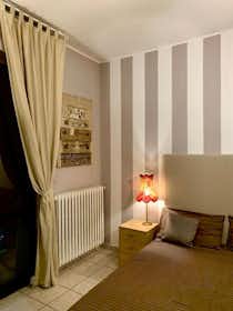 Appartement à louer pour 2 000 €/mois à Milan, Via Luigi Ornato