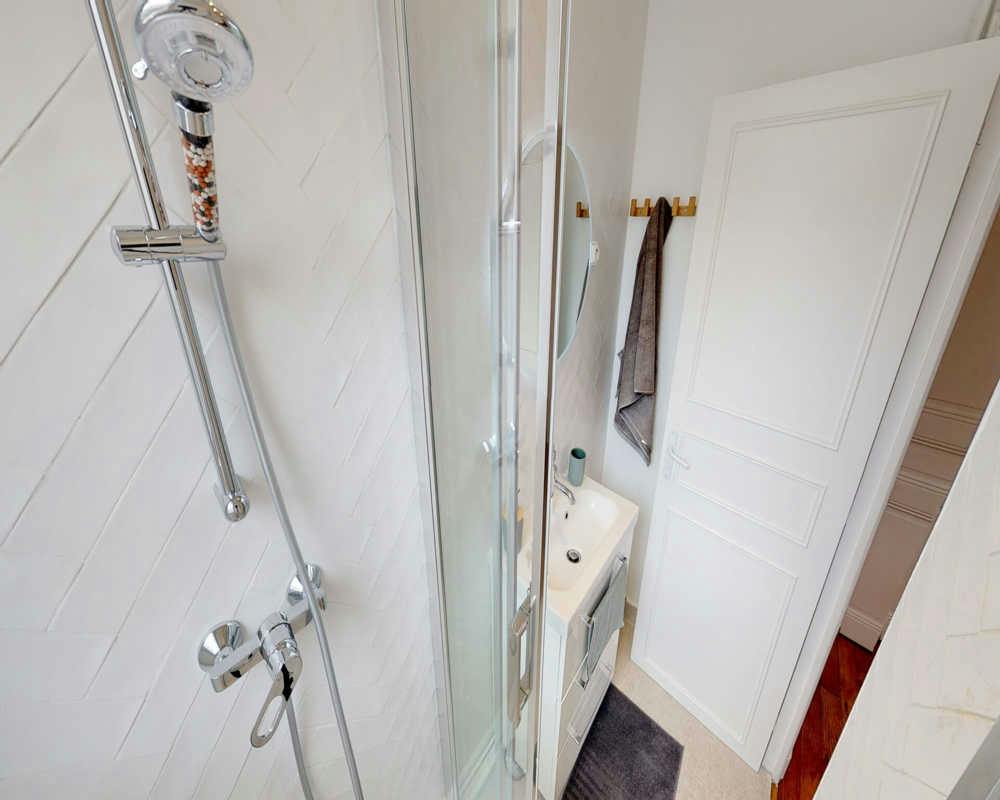 Private room for rent on Rue Meynadier, Paris - Vue 5