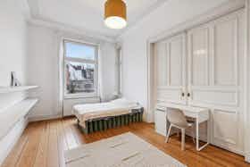 Отдельная комната сдается в аренду за 1 095 € в месяц в Hamburg, Schlüterstraße