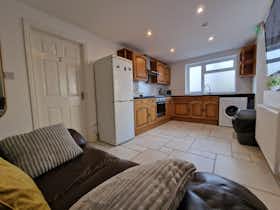 Maison à louer pour 2 698 £GB/mois à Coventry, Seagrave Road