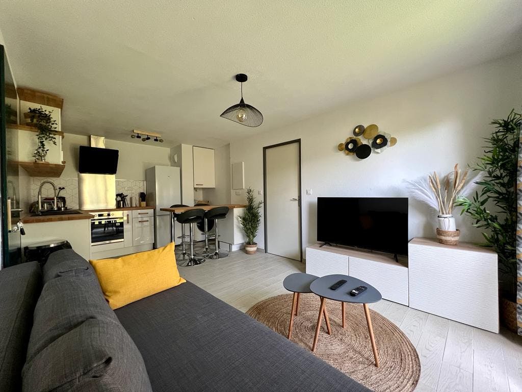 Apartment for rent for €1,530 per month in Toulouse, Chemin du Séminaire