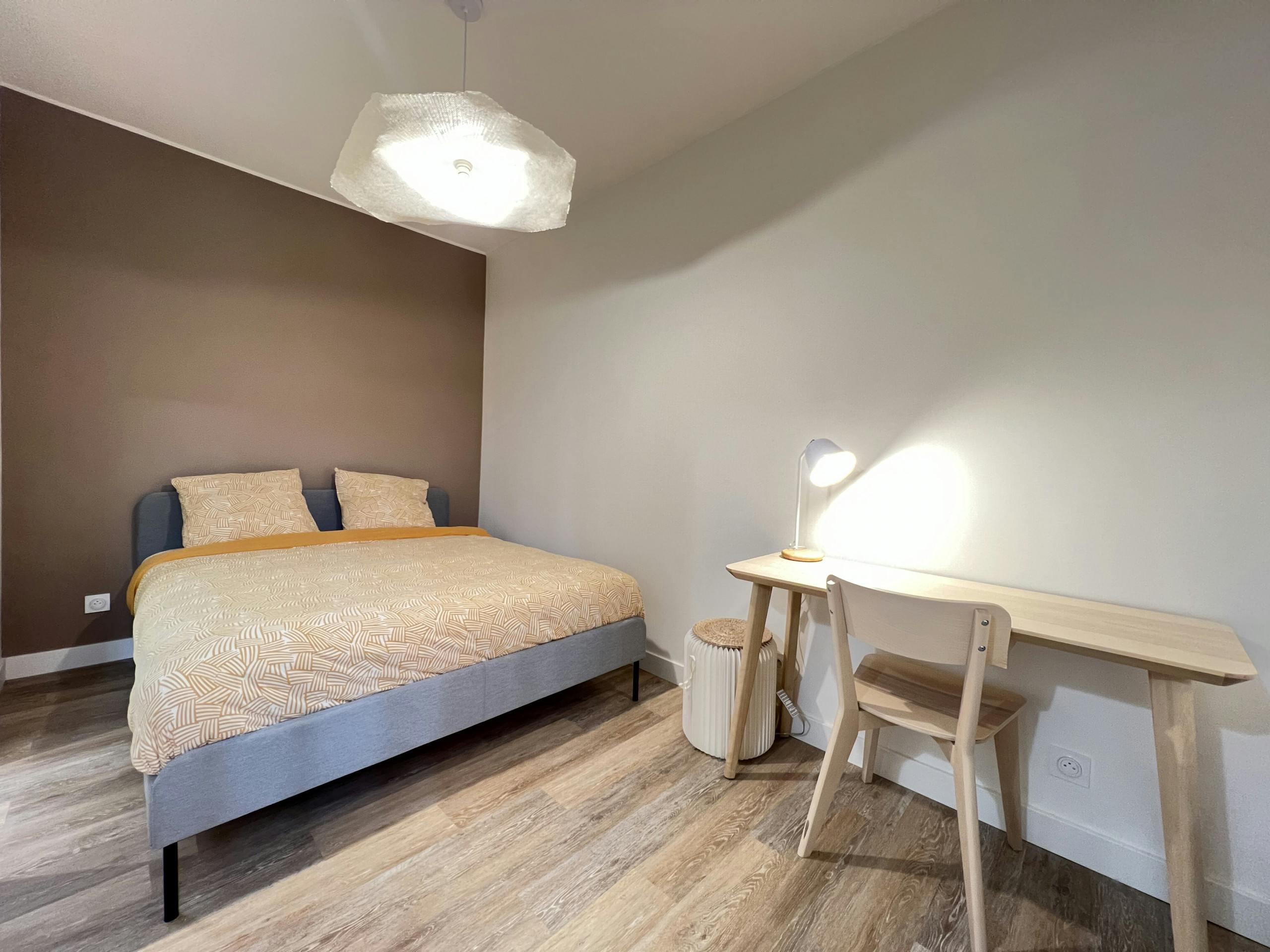 Apartment for rent for €1,286 per month in Toulouse, Rue Étroite