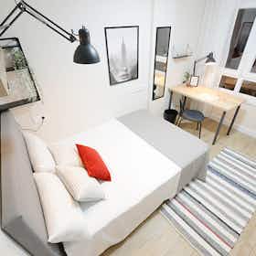 Отдельная комната сдается в аренду за 530 € в месяц в Bilbao, Calle Santutxu