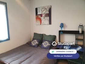 Stanza privata in affitto a 560 € al mese a Les Mureaux, Rue des Coquetiers