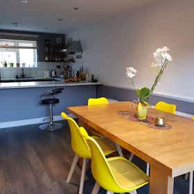 Дом сдается в аренду за 3 910 £ в месяц в Northampton, Vernon Walk