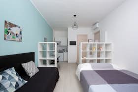 Lägenhet att hyra för 700 € i månaden i Rimini, Viale Principe Amedeo