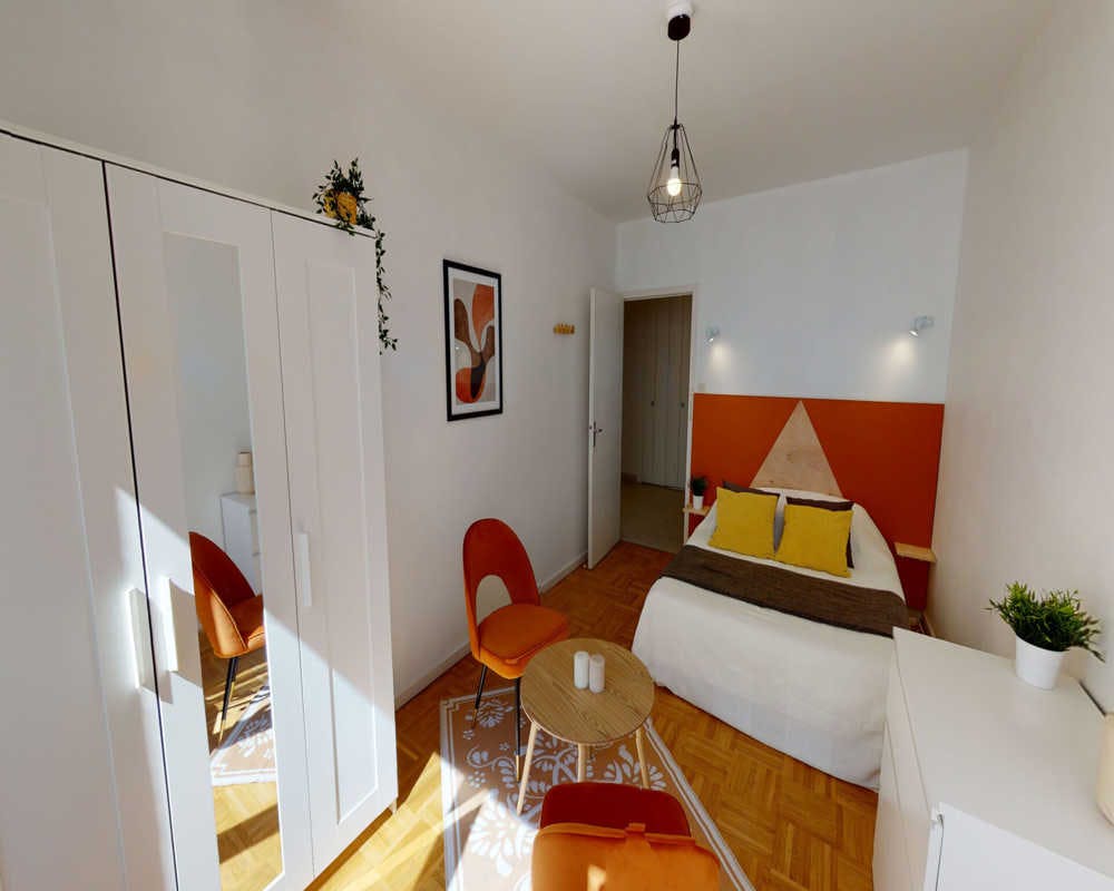 Private room in Rue des Émeraudes, Lyon (1474018) room image 1