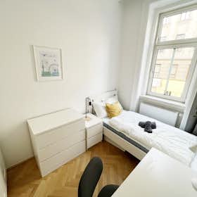 Private room for rent for €550 per month in Vienna, Neustiftgasse