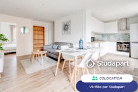 Private room for rent for €370 per month in Rouen, Quai Cavelier de la Salle