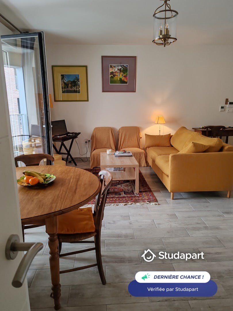 Appartement à louer pour 1 500 €/mois à Bordeaux, Quai Armand Lalande
