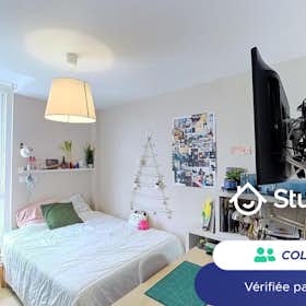 Private room for rent for €564 per month in Le Bouscat, Avenue de la Libération-Charles de Gaulle
