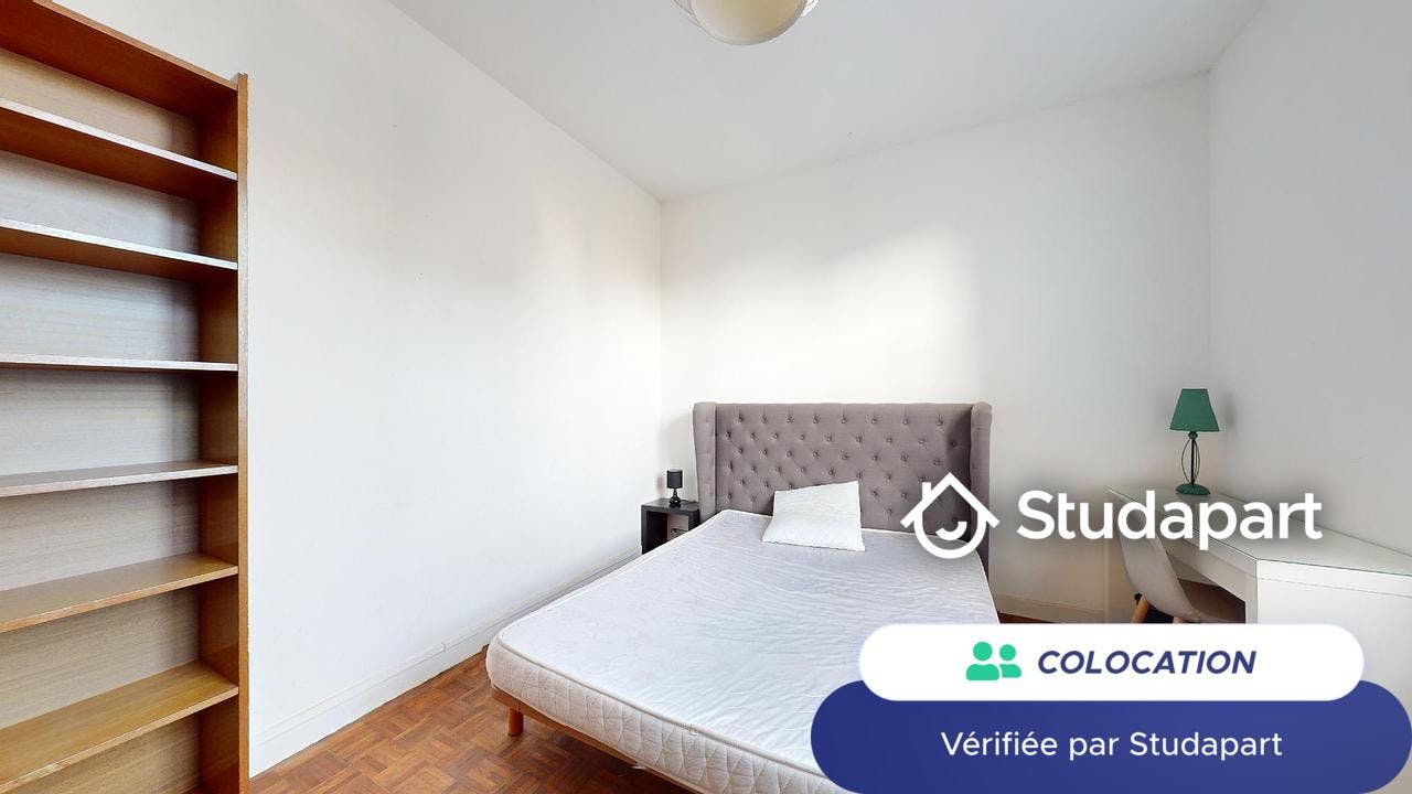 Private room for rent on Rue Victor Hugo, Les Ponts-de-Cé