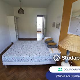 Private room for rent for €320 per month in Saint-Étienne, Rue Virgile