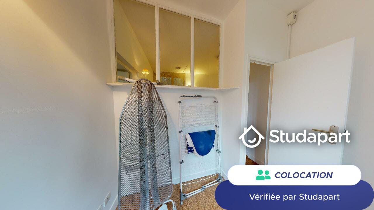 Private room for rent on Rue Ancienne de la Grand Font, Angoulême - View 4