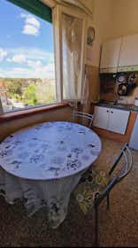 Квартира сдается в аренду за 2 000 € в месяц в Follonica, Via Giovanni Merloni