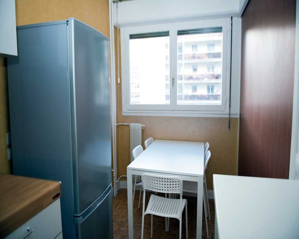 Single room Paris, 11m² — photo 23