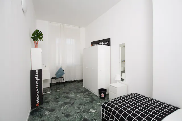 Private room in Corso d'Augusto, Rimini (1474466) room image 2